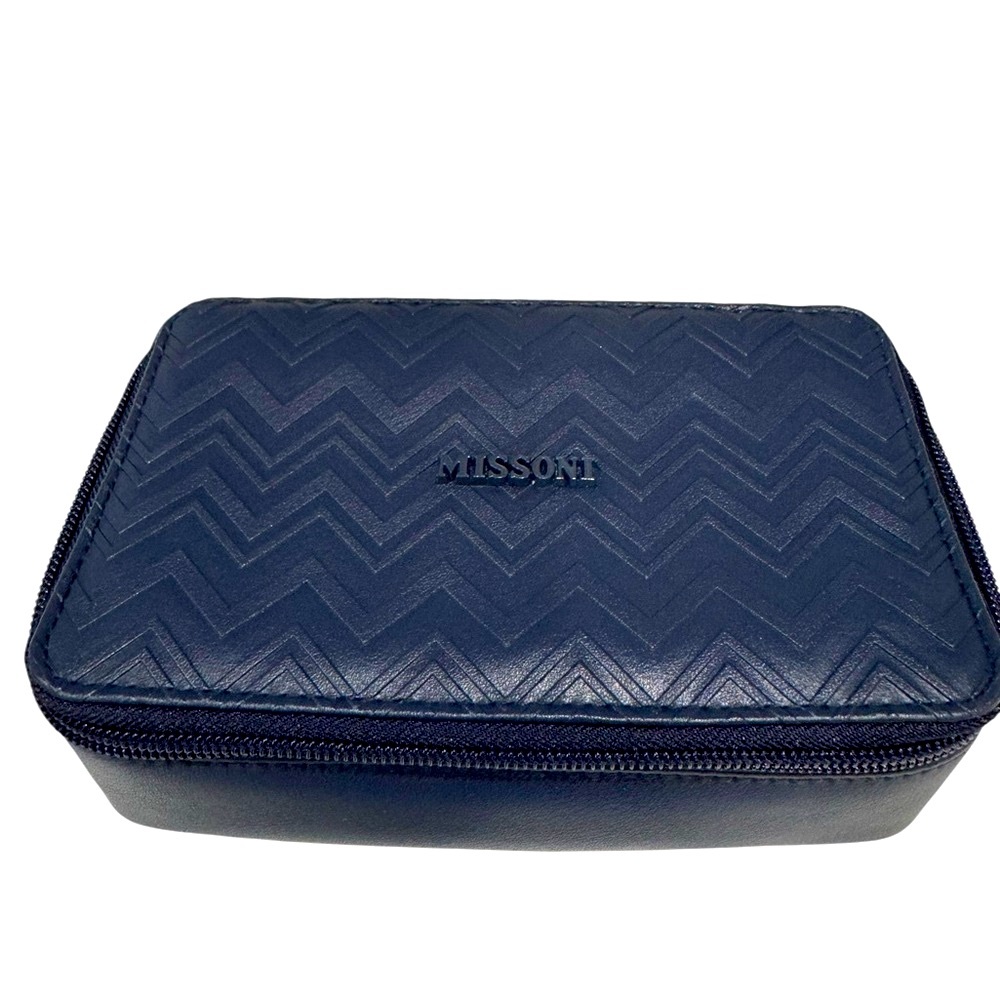 Missoni for Delta One toiletry/amenity bag in navy blue. Zip closure. Lined. NWT